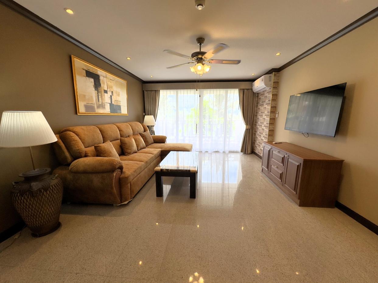 รูป 2 Bed Condo for Sale at Royal Hill Resort in Thappraya Pattaya - รูปที่ 2/18