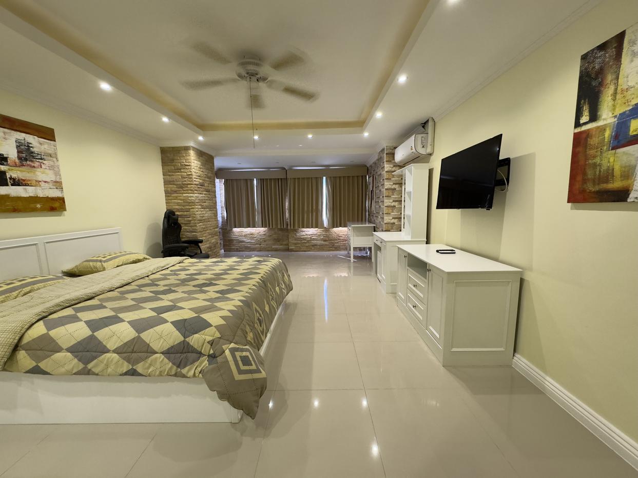 รูป 2 Bedroom Condo for Rent at Pattaya Rungfah in Central Pattaya - รูปที่ 1/11