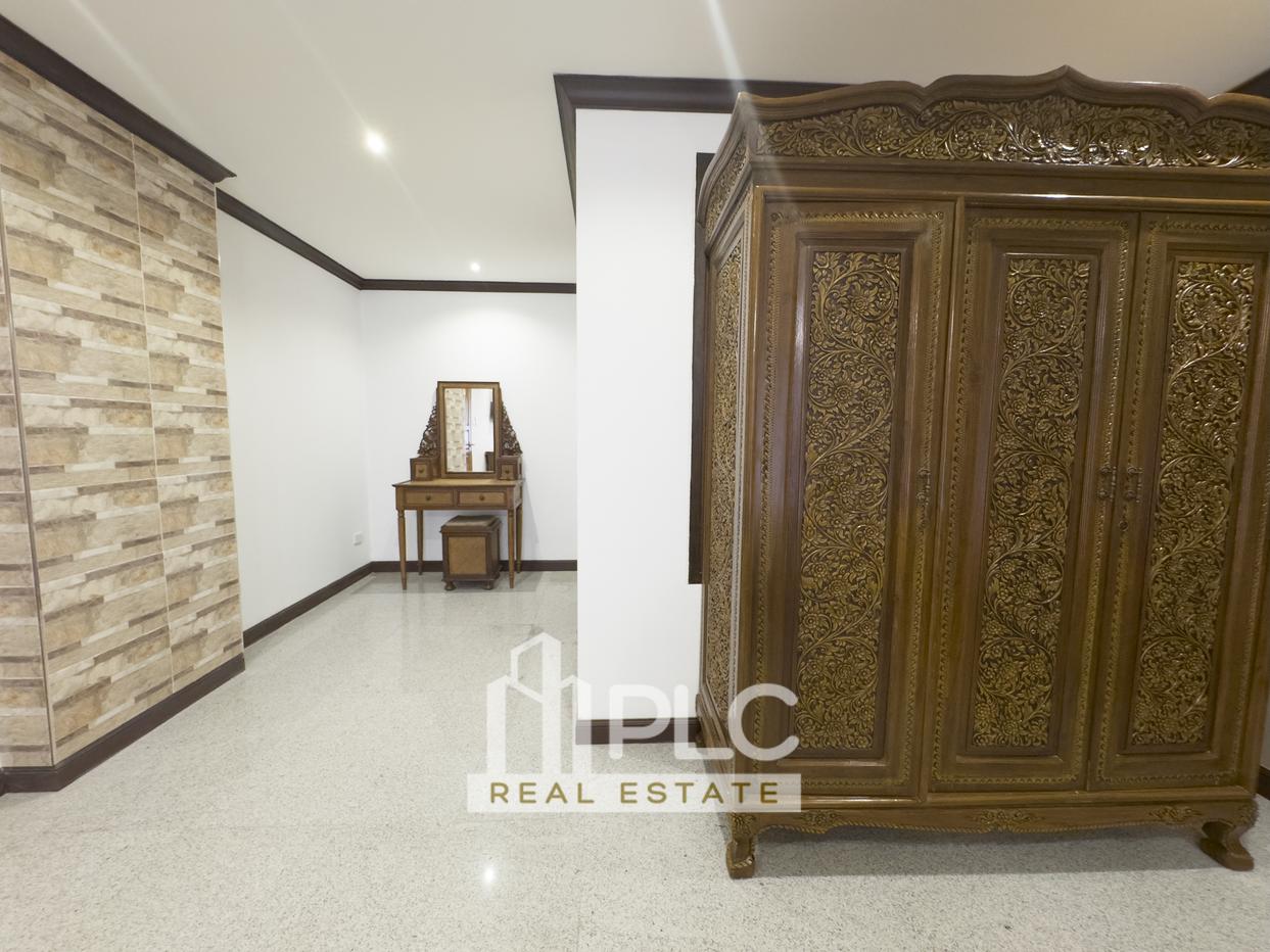 รูป 2 Bed Condo for Rent at Royal Hill Resort in Thappraya Pattaya - รูปที่ 11/23
