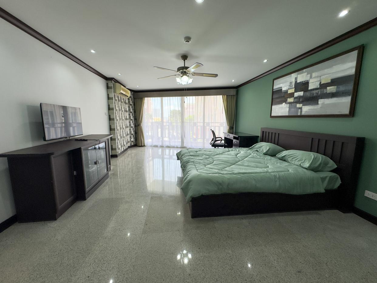 รูป 2 Bed Condo for Rent at Royal Hill Resort in Thappraya Pattaya - รูปที่ 7/20