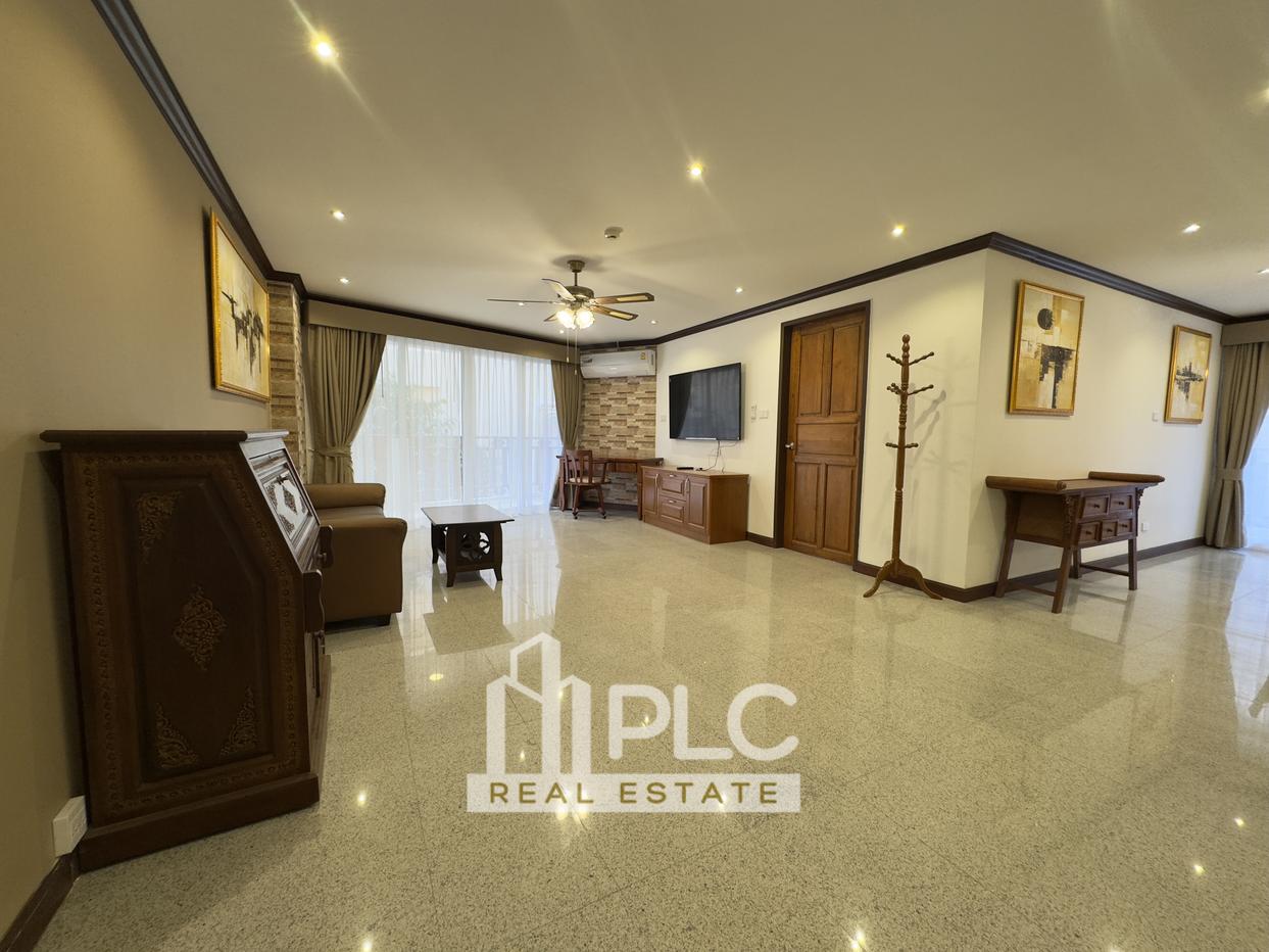 รูป 2 Bed Condo for Rent at Royal Hill Resort in Thappraya Pattaya - รูปที่ 2/23