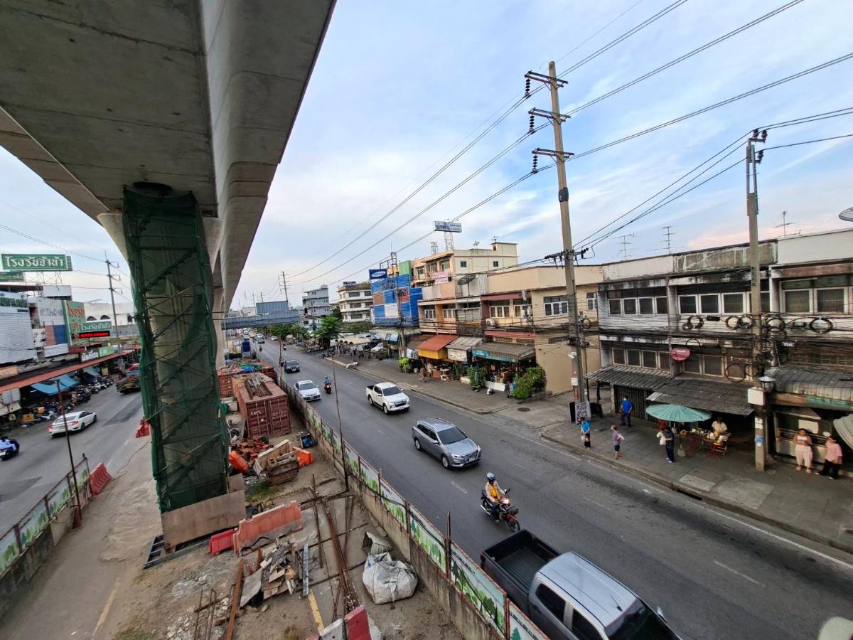 picture Commercial building for sale on Suk Sawat Road. - 12/21