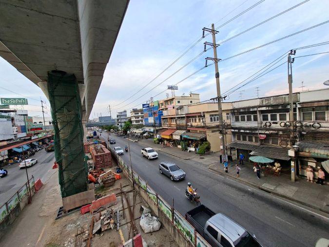 picture Commercial building for sale on Suk Sawat Road. - 12/21