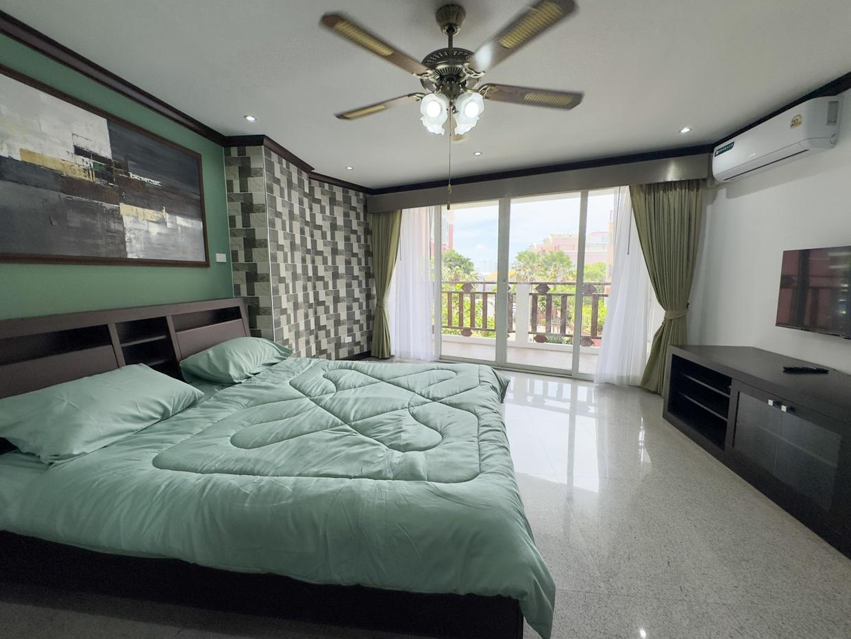 รูป 2 Bed Condo for Rent at Royal Hill Resort in Thappraya Pattaya - รูปที่ 4/20