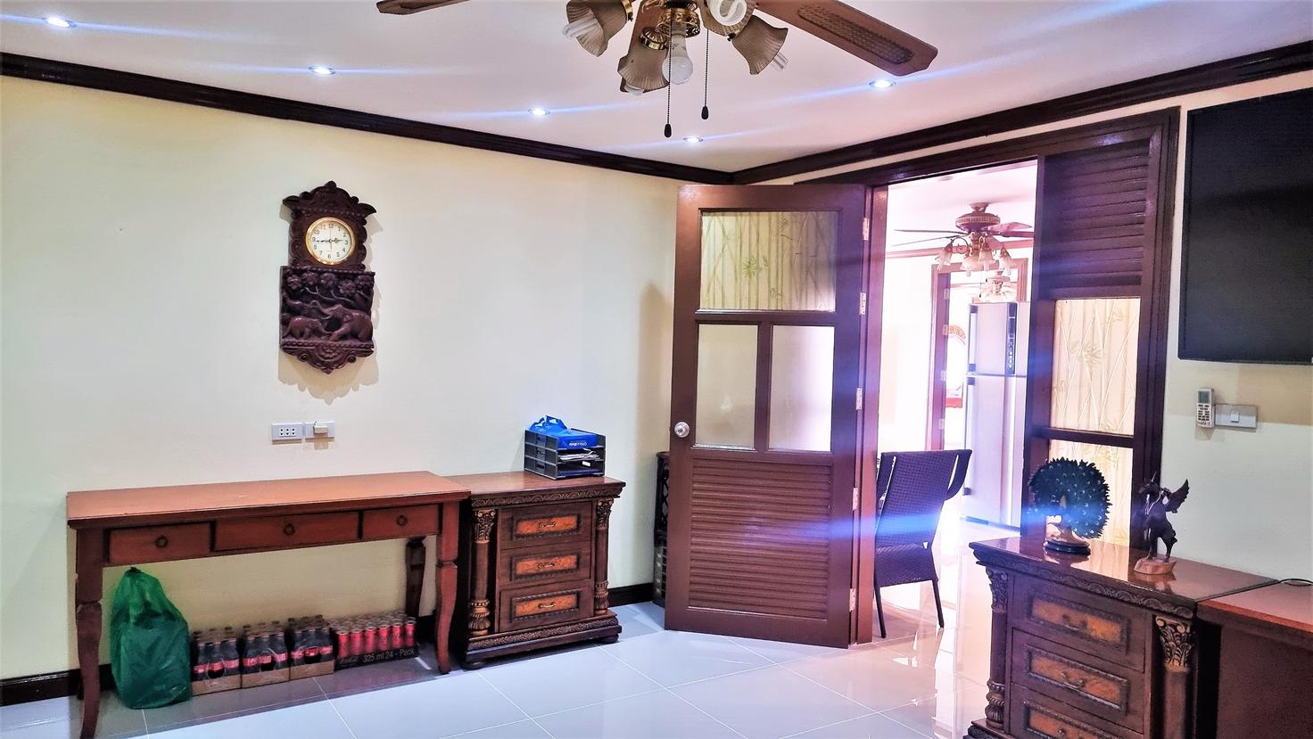 รูป 3 Bed Condo for Rent at Royal Hill Resort in Thappraya Pattaya - รูปที่ 8/20