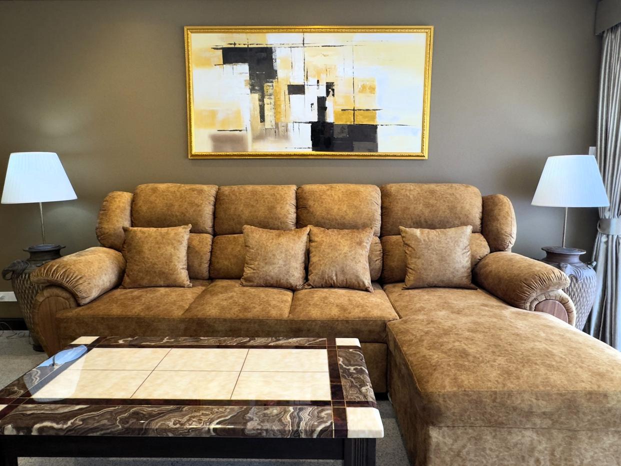 รูป 2 Bed Condo for Sale at Royal Hill Resort in Thappraya Pattaya - รูปที่ 3/18