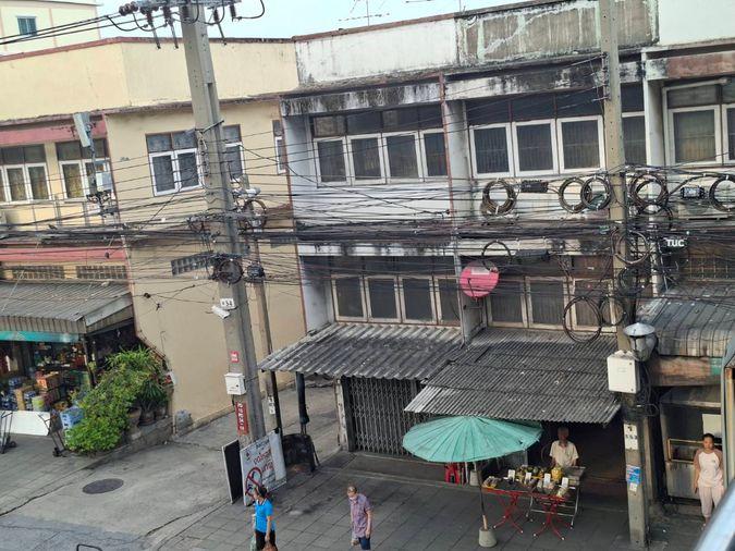 picture Commercial building for sale on Suk Sawat Road. - 15/21