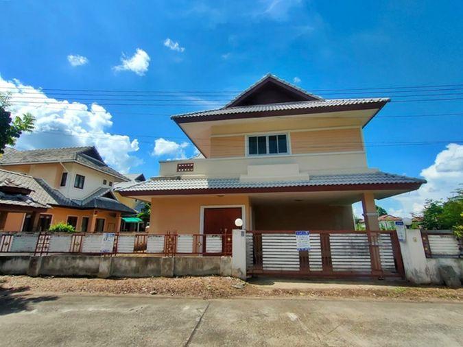 รูป บ้านเดี่ยว 2 ชั้น โครงการ ชลดา ล้านนาไลฟ์ เชียงใหม่-ฮอด (108) ต. ป่าแดด อ.เมืองเชียงใหม่ จ.เชียงใหม่(ราคา 3,200,000 บาท) - รูปที่ 1/17