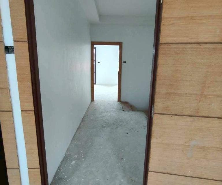 รูป ทาวน์เฮ้าส์ 2 ชั้น สายระยอง-บ้านแลง (ทล.3139) เข้าซอยรุ่งเรืองทรัพย์ ต. เชิงเนิน อ.เมืองระยอง จ.ระยอง(ราคา 1,300,000 บาท) - รูปที่ 7/10