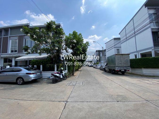 รูป ขายทาวน์โฮม 2 ชั้น Sammakorn Avenue รามอินทรา–วงแหวน บ้านสวย พร้อมอยู่ ทำเลติดถนนใหญ่ เดินทางสะดวก - รูปที่ 26/29