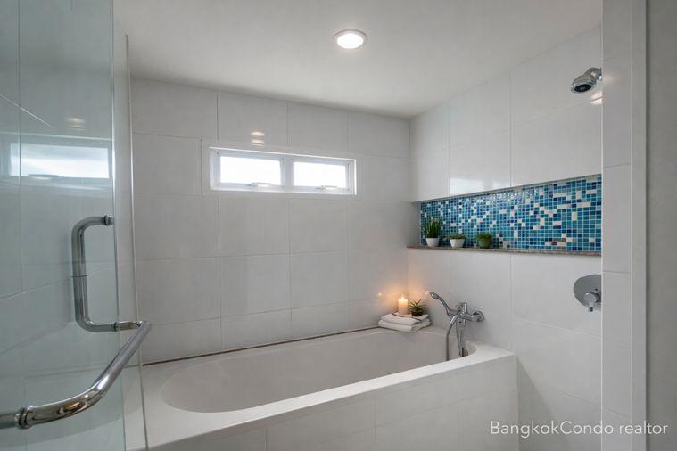 picture 🍀🍀🍀 Modern Room 💙 For Rent  📍 Residence 52 🚆 Near On Nut BTS Station  (Line: @rent2022) ✨Ready to move in  🔖 PC: A10386 - 9/11