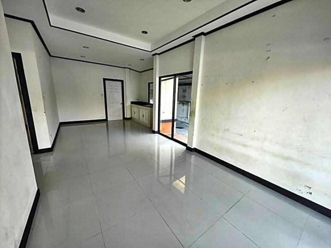 รูป บ้านแฝด 1 ชั้น พาเซ็นโต้  อาคาร ซอยพยูน ซ.18 ถนน เทศบาล58(เนินกระปรอก) ต. บ้านฉาง อ.บ้านฉาง จ.ระยอง (ราคา 1,364,000  บาท ) - รูปที่ 5/10