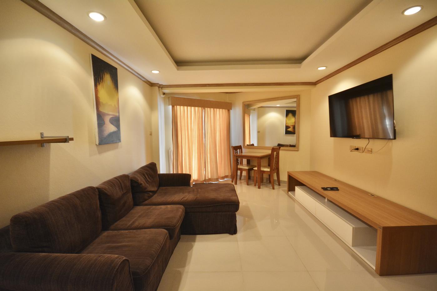 รูป 1 Bed Condo for Rent at Jomtien Beach Condominium in Pattaya - รูปที่ 1/15