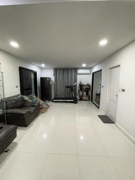 รูป ขายบ้านแฝด หมู่บ้านมณีรินทร์ไพรเวซี่ หนองขาม ศรีราชา ทำเลดี - รูปที่ 3/19