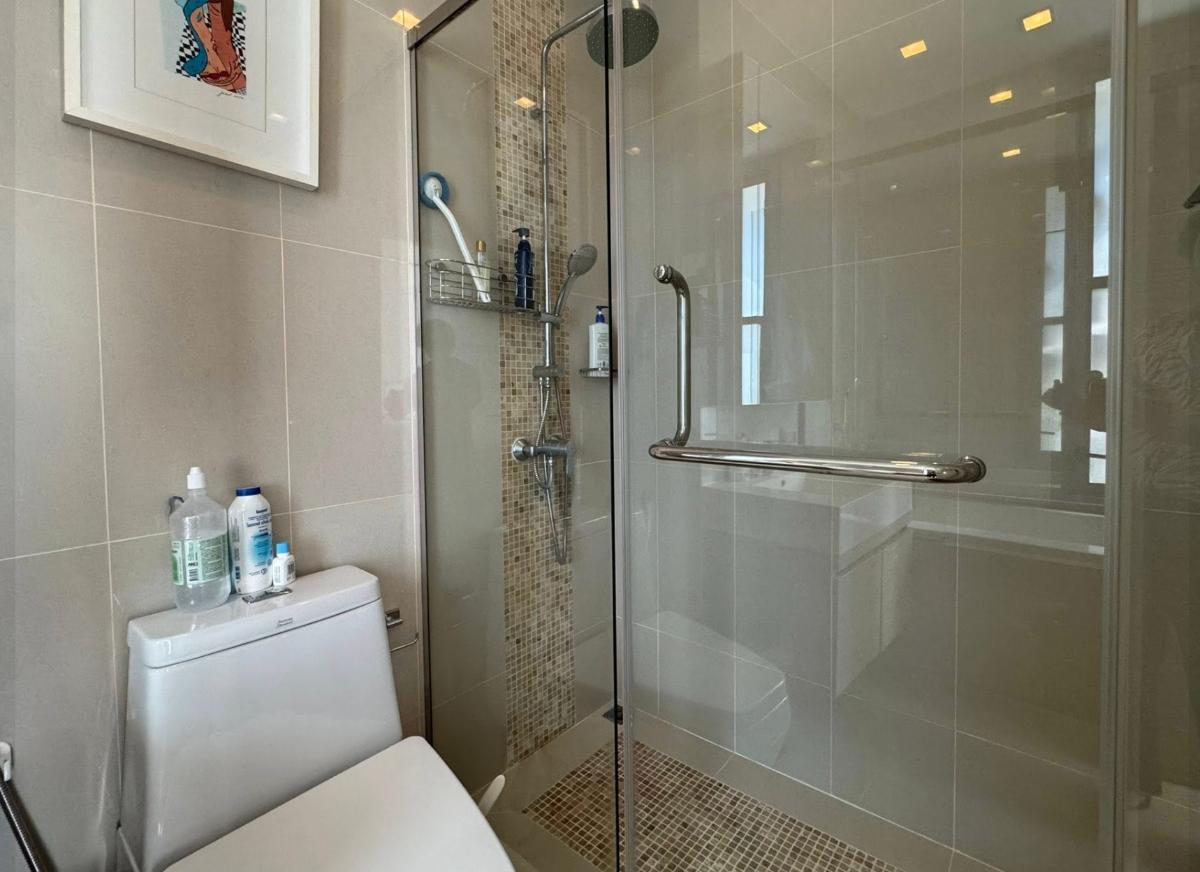 picture Available 1May26! Q Asoke. 2bed 60sq.m. Line id: @pfagent - 8/11