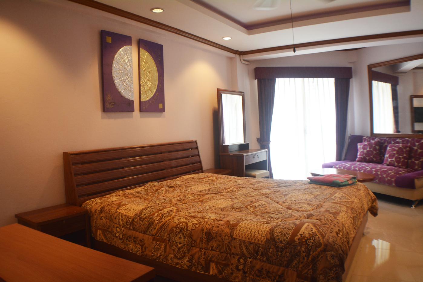 รูป Studio Condo for Sale at Jomtien Beach Condominium in Pattaya - รูปที่ 9/15