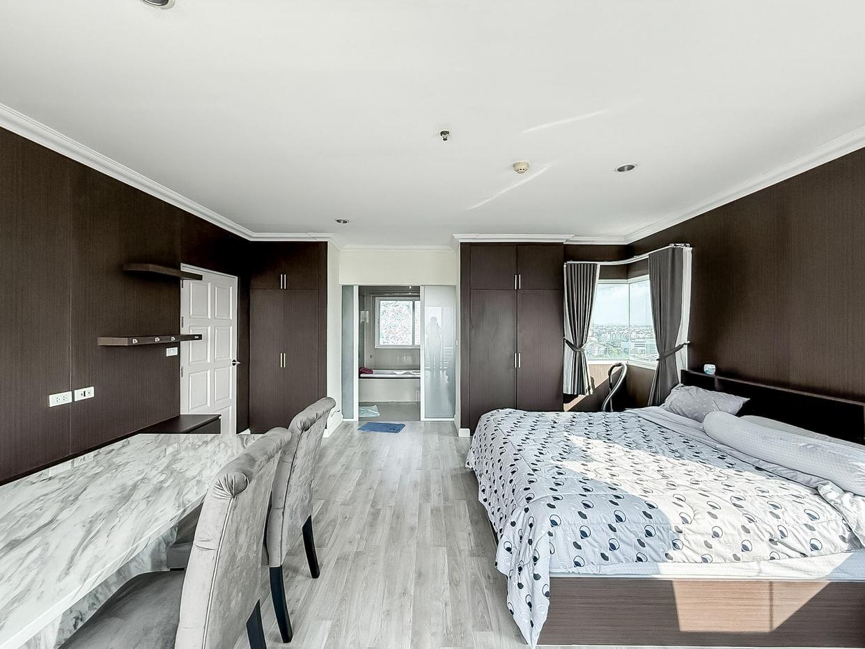 picture For Sale A.D. Condo Wongamat 1 BR Sea View Condominium - 6/14
