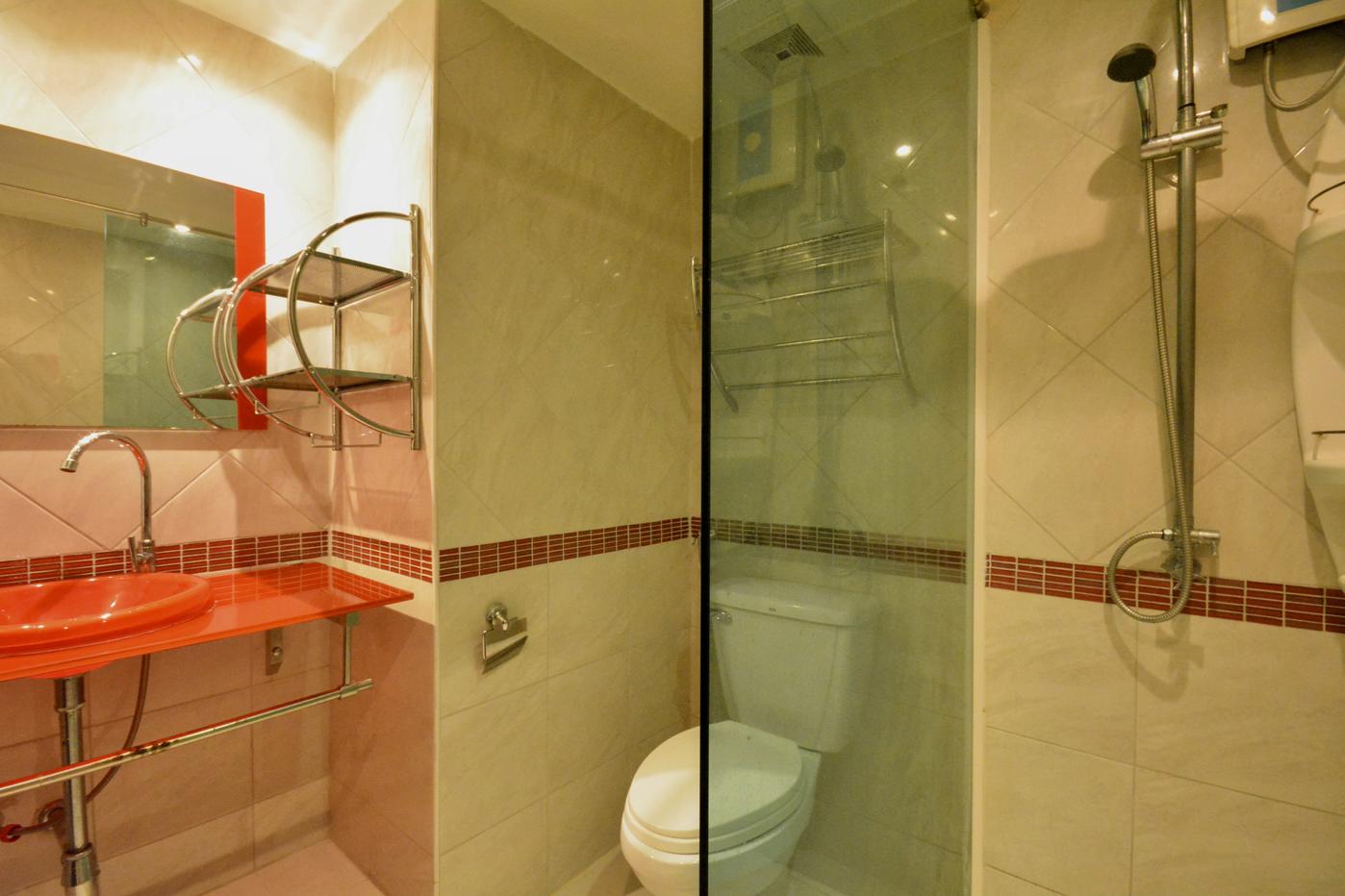 รูป Studio Condo for Rent at Jomtien Beach Condominium in Pattaya - รูปที่ 13/14
