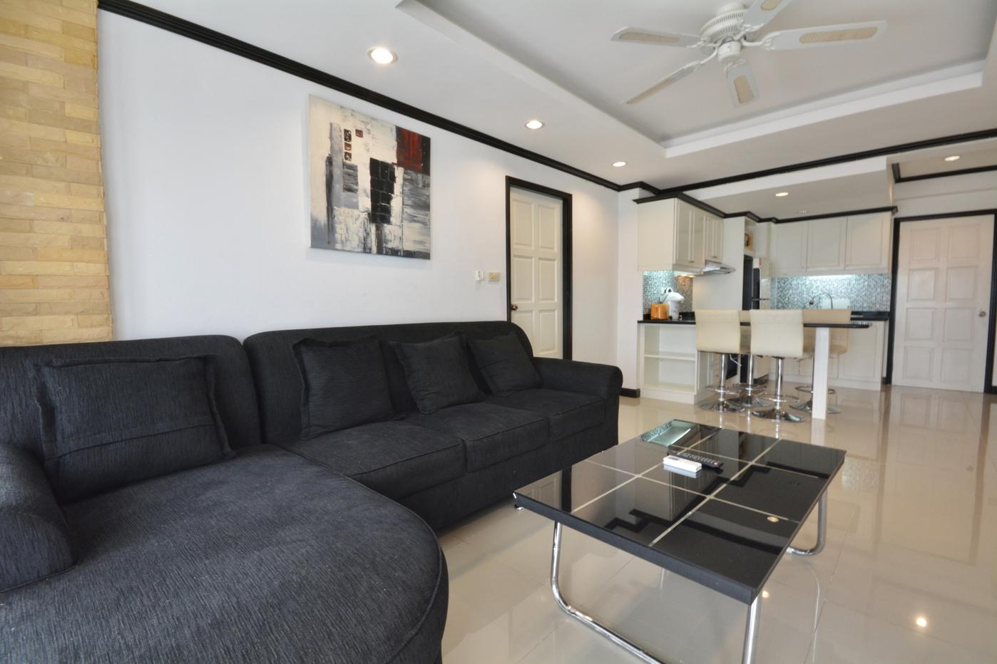 picture 2 Bed Condo for Rent at Jomtien Beach Condominium in Pattaya - 3/17