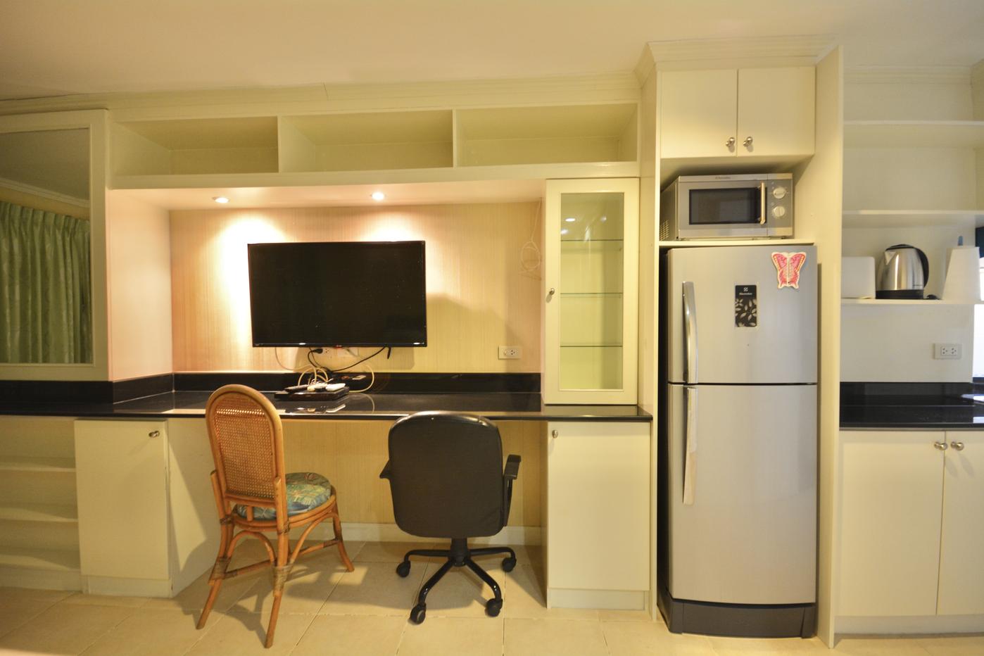picture Studio Condo for Sale at Thip Condotel in Jomtien Pattaya - 6/11