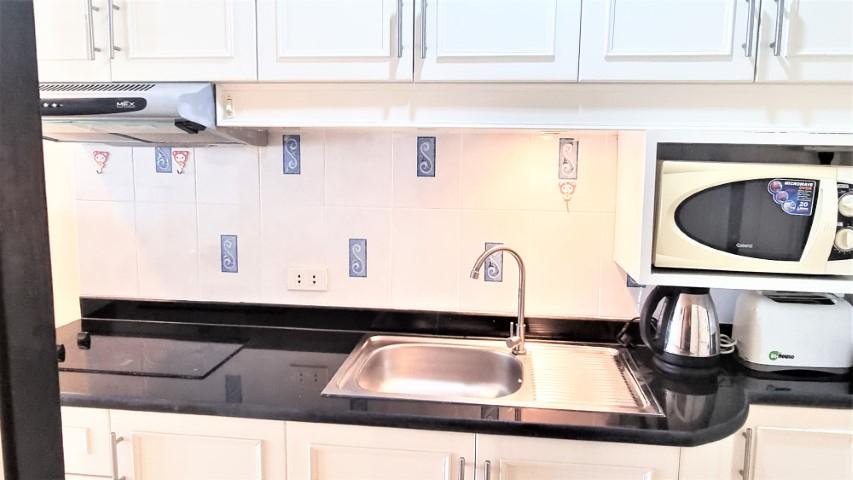 picture Studio Condo for Sale at Jomtien Beach Condominium in Pattaya - 10/14