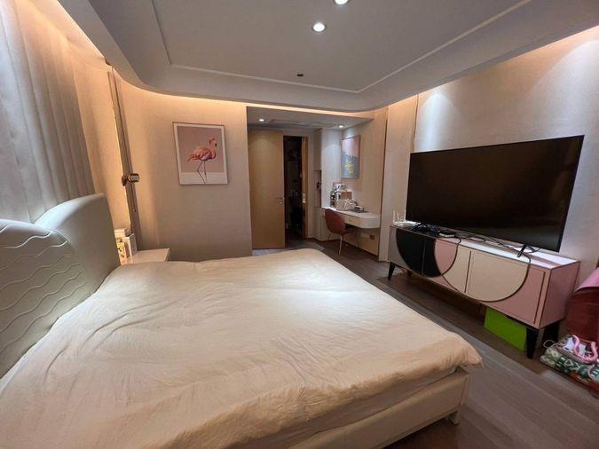 picture Best Price ✨ For Rent: Le Raffine Sukhumvit 24 – Beautiful Luxury Unit, Fully Furnished, High Floor, City View | Code DS2127 Line: @Dstay - 2/14
