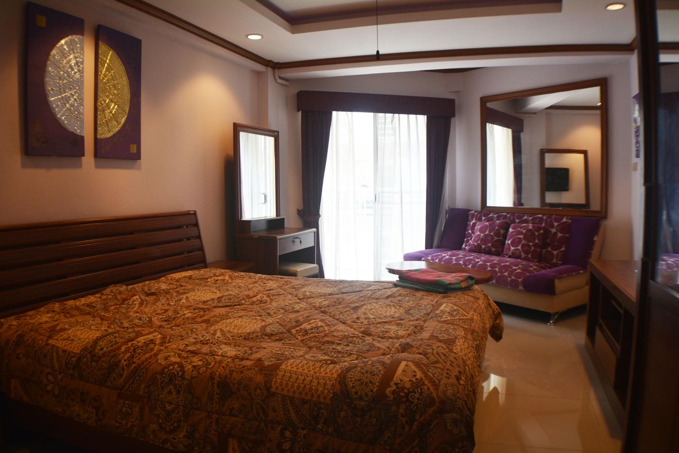 picture Studio Condo for Rent at Jomtien Beach Condominium in Pattaya - 3/15