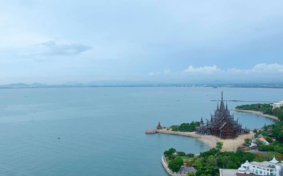 picture For Sale The Palm Wongamat Beach 1BR Sea View Condominium - 10/10