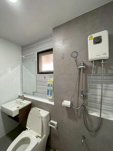 รูป ขายบ้านแฝด หมู่บ้านมณีรินทร์ไพรเวซี่ หนองขาม ศรีราชา ทำเลดี - รูปที่ 12/19