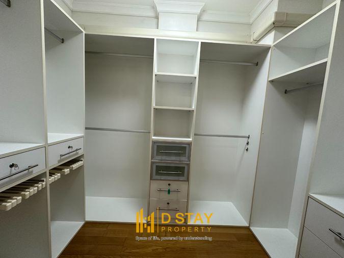 picture Special Price ðĨ For Rent: The Cadogan Private Residence. Beautiful and very comfortable unit. Spacious, fully furnishedâžïļ | Code DS2413 Line: @Dstay - 14/23