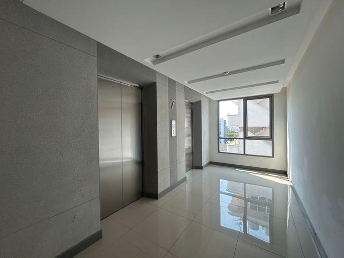 รูป BB 15528 : โว้ค เพลส (Voque Place) - รูปที่ 8/30