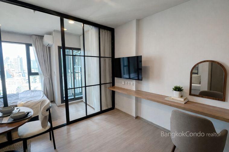 picture 🍀🍀 Modern Room 💙 📌 For Rent: Aspire Sukhumvit Rama 4 🚆 Near BTS Phra Khanong (Line: @rent2022 )✨ Ready to move in ✨  Property Code: A10902  - 6/11