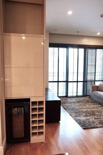 picture Best Price 🔥 Bright Sukhumvit 24 | 2BR/2BA, fully furnished, high floor, city view | Code DS2419 Line: @Dstay - 3/10