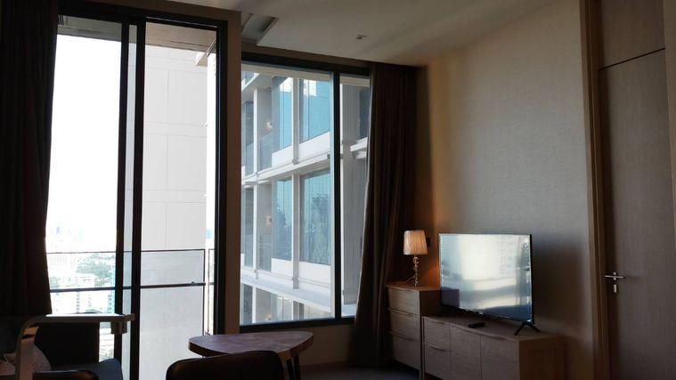 picture For rent at The Esse Asoke, a beautiful room at a great price  high floor with a city view. Code: DS2582 | Line: @Dstay - 5/10