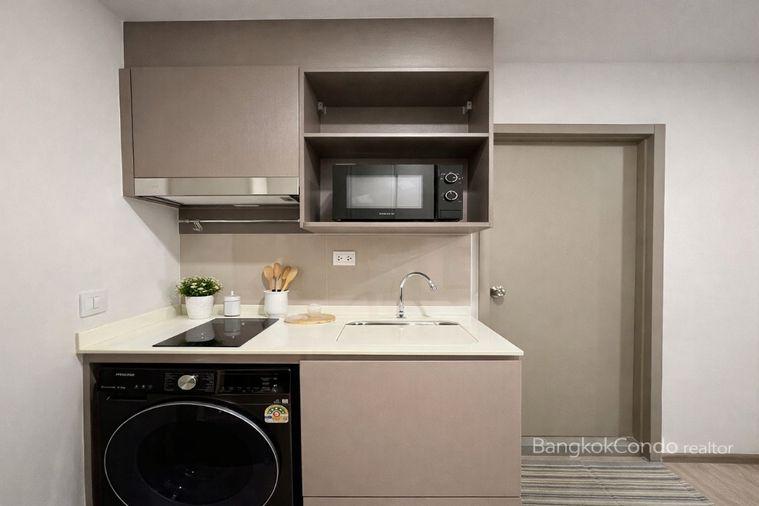 picture 🍀🍀 Modern Room 💙 📌 For Rent: Aspire Sukhumvit Rama 4 🚆 Near BTS Phra Khanong (Line: @rent2022 )✨ Ready to move in ✨  Property Code: A10902  - 7/11