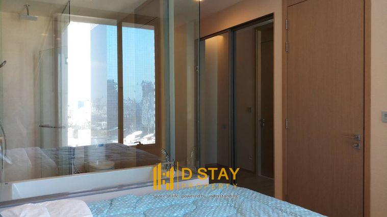 picture For rent at The Esse Asoke, a beautiful room at a great price high floor with a city view. Code: DS2582 | Line: @Dstay - 8/10