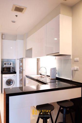 picture Best Price ðĨ Bright Sukhumvit 24 | 2BR/2BA, fully furnished, high floor, city view | Code DS2419 Line: @Dstay - 7/10