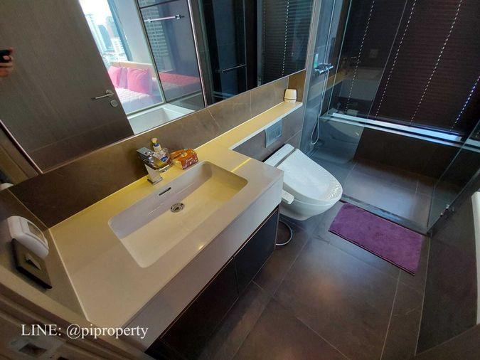 รูป ให้เช่าห้องชุด 1 ห้องนอน วิวสวย ในโครงการ THE ESSE ที่ SINGHA COMPLEX ใกล้ MRT เพชรบุรี 0 เมตร และย่านอ่าวสเก - พระราม 9 - รูปที่ 15/22