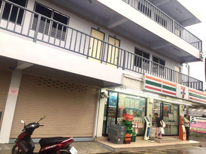 รูป Call : 063-951-6542 พื้นที่ร้านค้า ร้านอาหาร ห้องพัก ภายในอาคารอุดมโชค ซอยนวมินทร์ 74 แยก 1 เขตบึงกุ่ม ทำเลต้นซอย หลังห้างแม็คแวลู่ โรงเรียนเบญจมินทร์ - รูปที่ 4/9