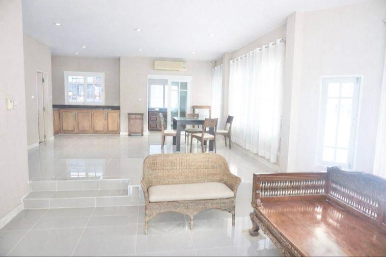 รูป ให้เช่าบ้านอัญชัญ ศรีนครินทร์ 51 (Baan Anchan Srinakarin 51) - รูปที่ 2/10