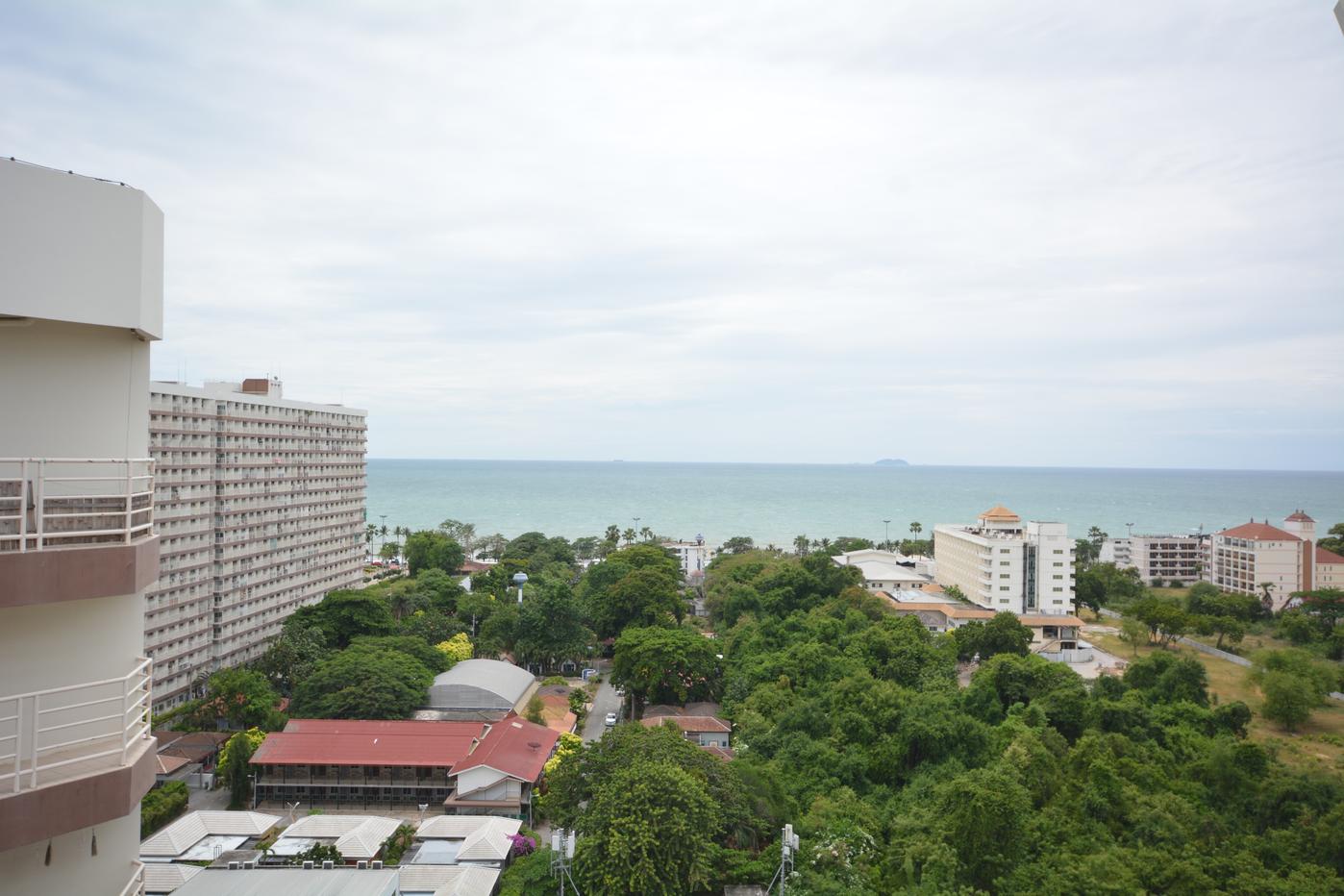 รูป Studio Condo for Rent at Jomtien Beach Condominium in Pattaya - รูปที่ 13/13
