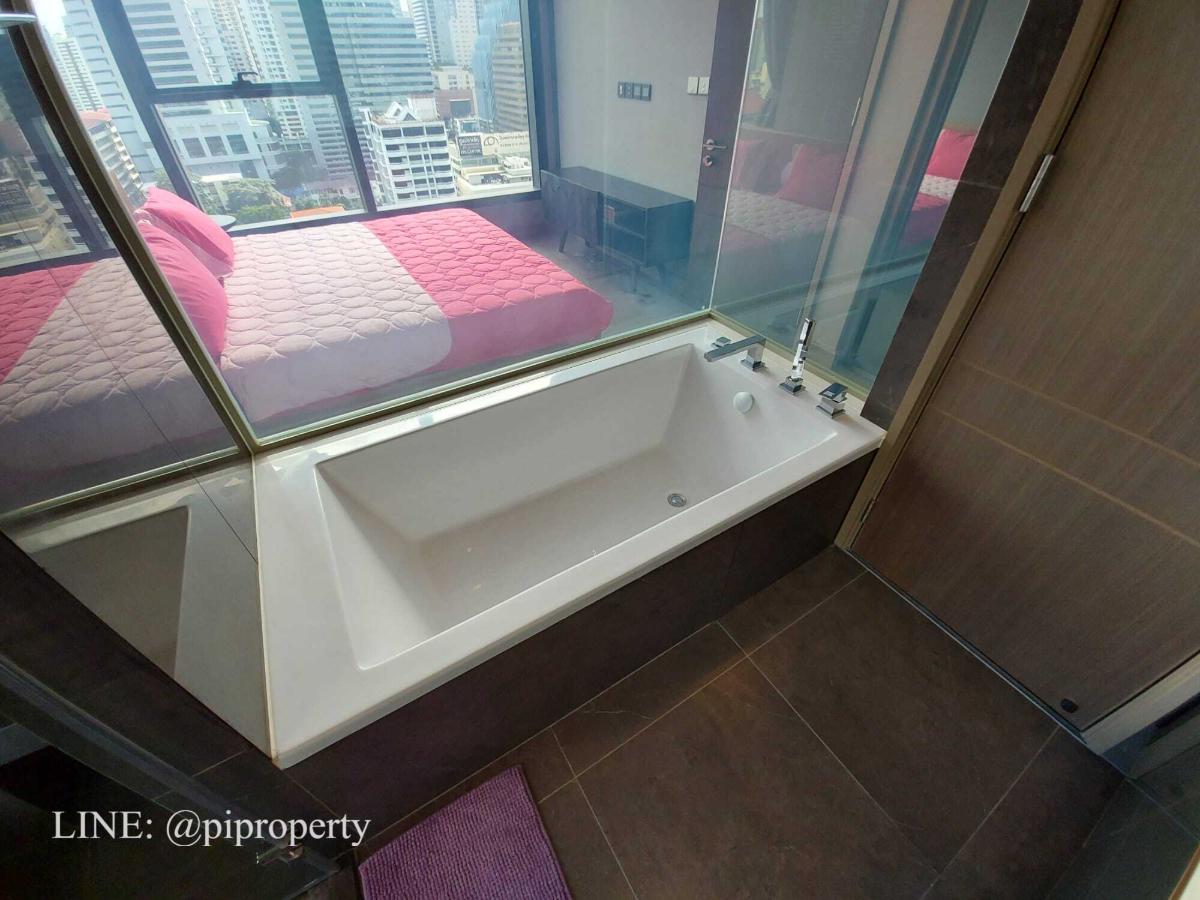picture Great view 1 bedroom unit for rent in THE ESSE at SINGHA COMPLEX. MRT Phetchaburi 0 meter, Aoske - Rama 9 area. - 16/22