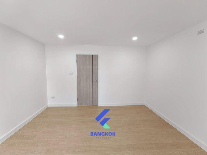 picture 🏠🔥 2-Storey Townhome in Minburi–Ramintra Area, Prime Location, Easy Access, Ready to Move In 🔥🏠 - 17/30