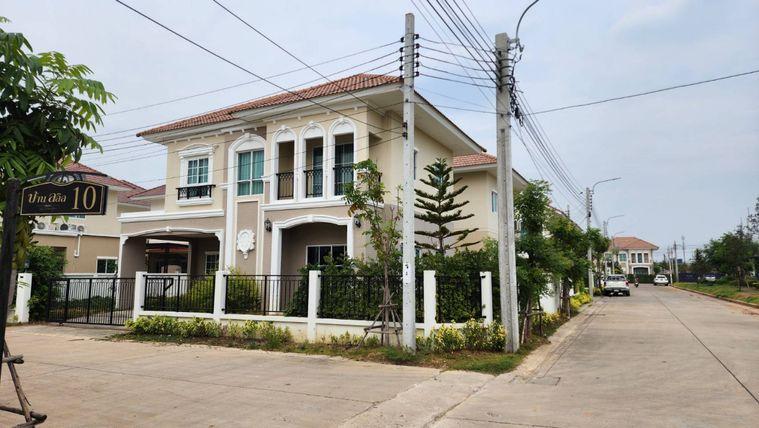 รูป บ้านเดี่ยว 2 ชั้น  โครงการ ลลิล เดอะ เพรสทีจ (หลังมุม)   ประชาอุทิศ-สุขสวัสดิ์ ตำบล บ้านคลองสวน อำเภอพระสมุทรเจดีย์ สมุทรปราการ (ราคา 4,900,000  บาท)  - รูปที่ 1/53