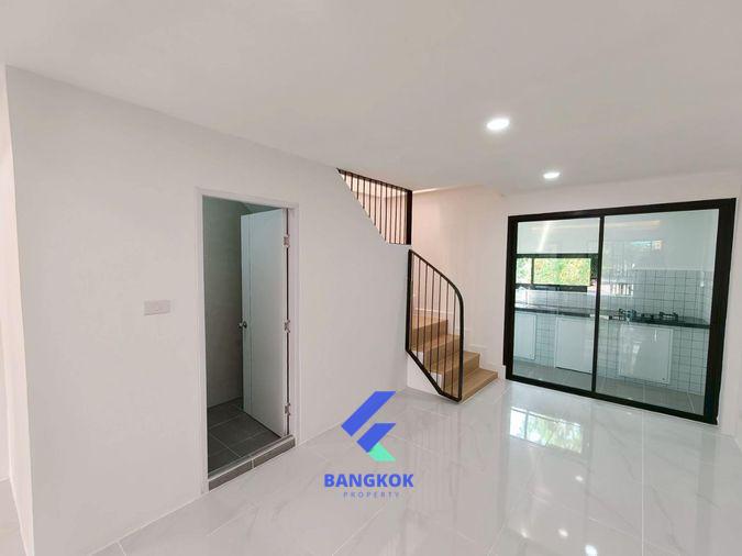 picture 🏠🔥 2-Storey Townhome in Minburi–Ramintra Area, Prime Location, Easy Access, Ready to Move In 🔥🏠 - 18/30