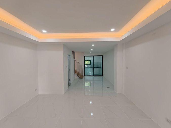picture 🏠🔥 2-Storey Townhome in Minburi–Ramintra Area, Prime Location, Easy Access, Ready to Move In 🔥🏠 - 23/30