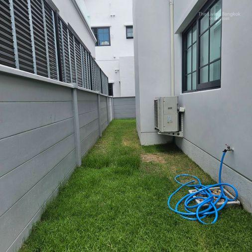 รูป ให้เช่าบ้านหรู Fully Furnished โครงการ Centro Bangna-Srinakarin ใกล้ Mega Bangna - รูปที่ 27/27