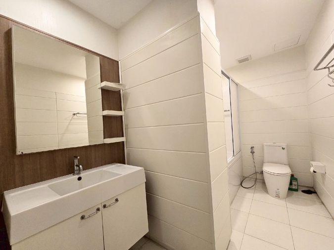 รูป Best Price 💗 ให้เช่า Q House sathron ห้องสวยมาก ราคาดีสุดๆ ตกแต่งพร้อมเข้าอยู่ | Code DS2300 Line : @Dstay - รูปที่ 9/14