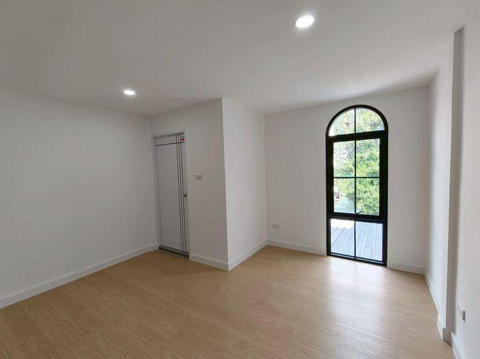 picture 🏠🔥 2-Storey Townhome in Minburi–Ramintra Area, Prime Location, Easy Access, Ready to Move In 🔥🏠 - 6/30