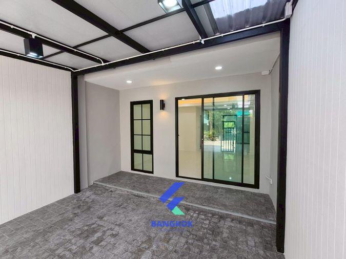picture 🏠🔥 2-Storey Townhome in Minburi–Ramintra Area, Prime Location, Easy Access, Ready to Move In 🔥🏠 - 2/30